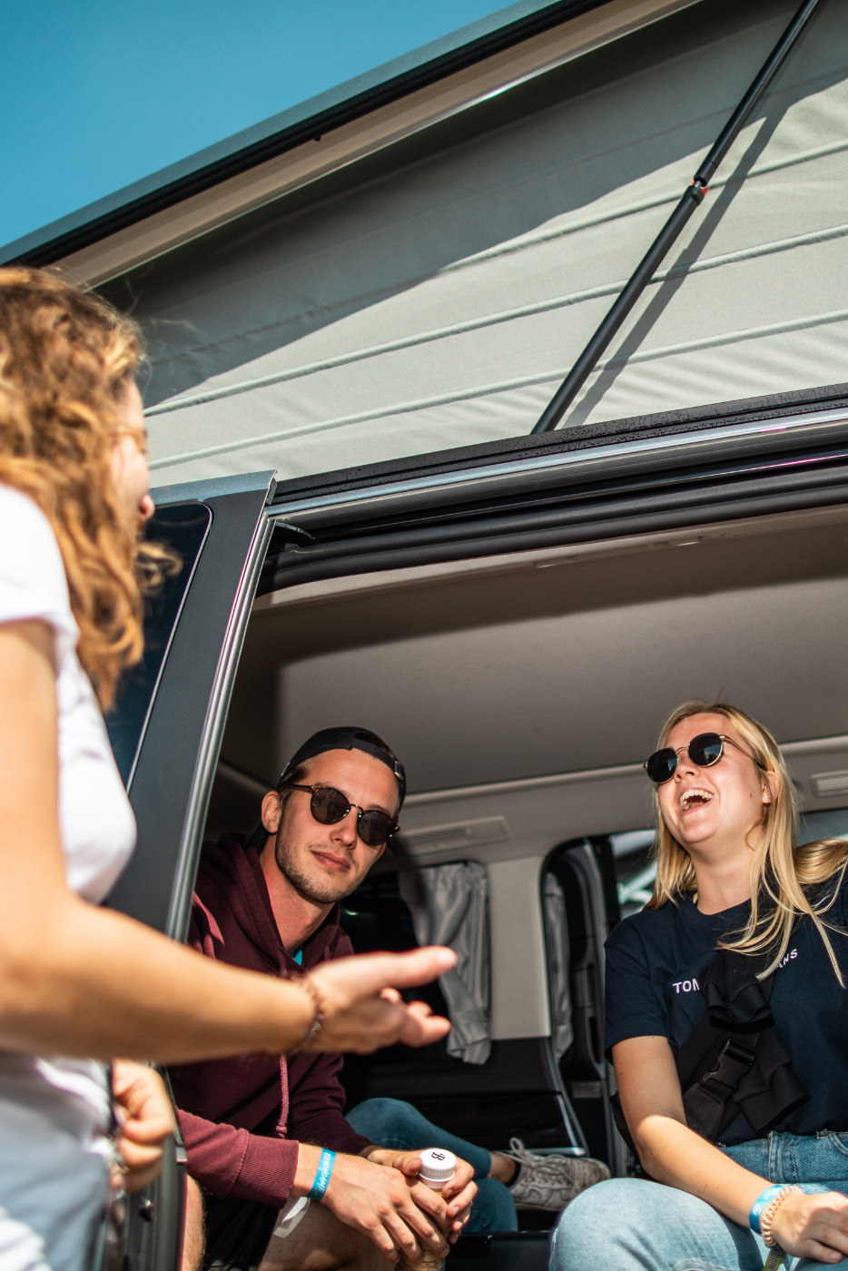 Beratungsgespräch im Mercedes-Benz Van